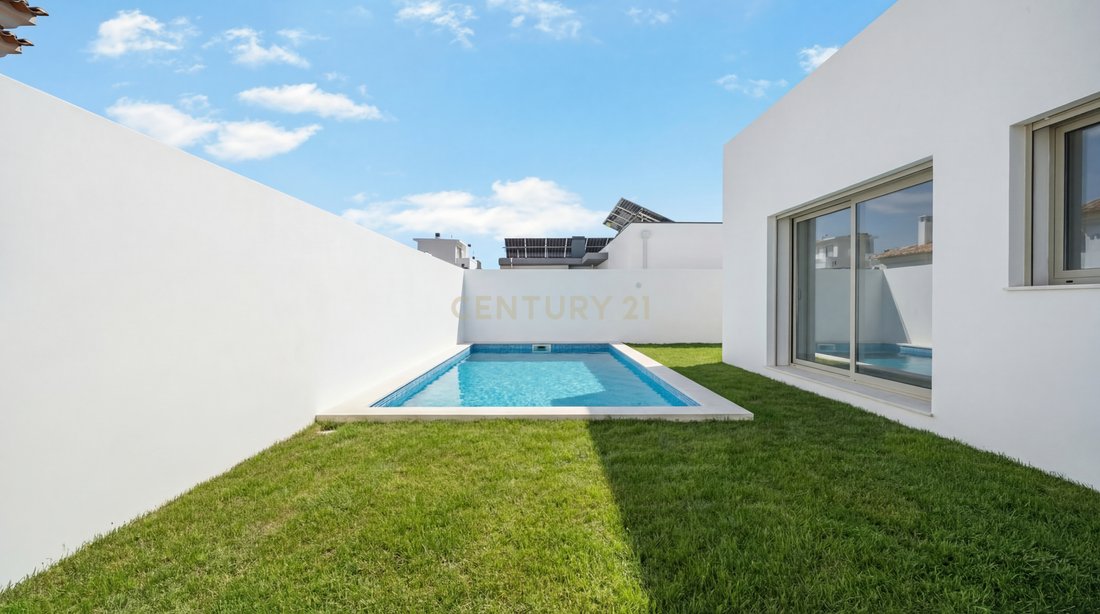 Villa in Fernao Ferro, Setubal, Portugal 2 - 17701746