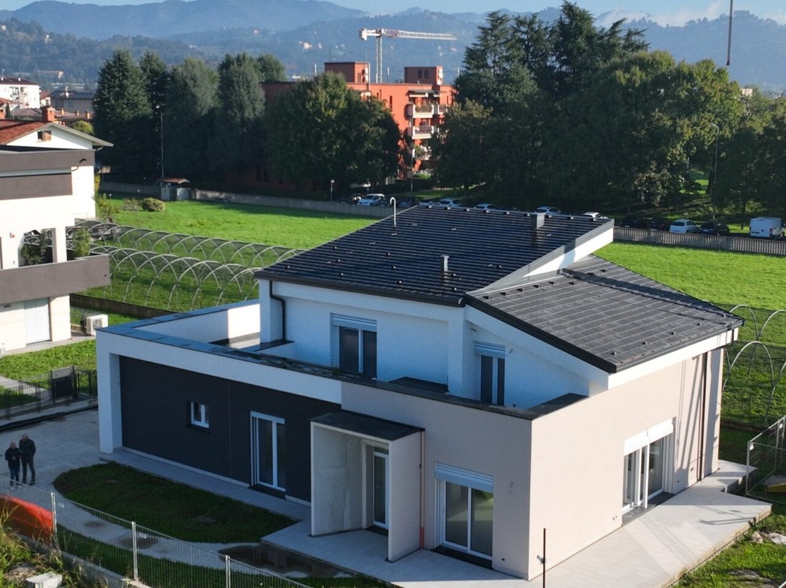 Villa in Curno, Lombardy, Italy 4 - 17700590