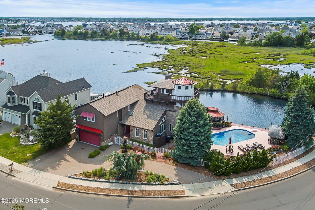 House in Brick Township, New Jersey, United States 5 - 17700607