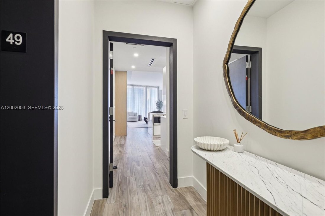Condo in Miami, Florida, United States 3 - 17701054
