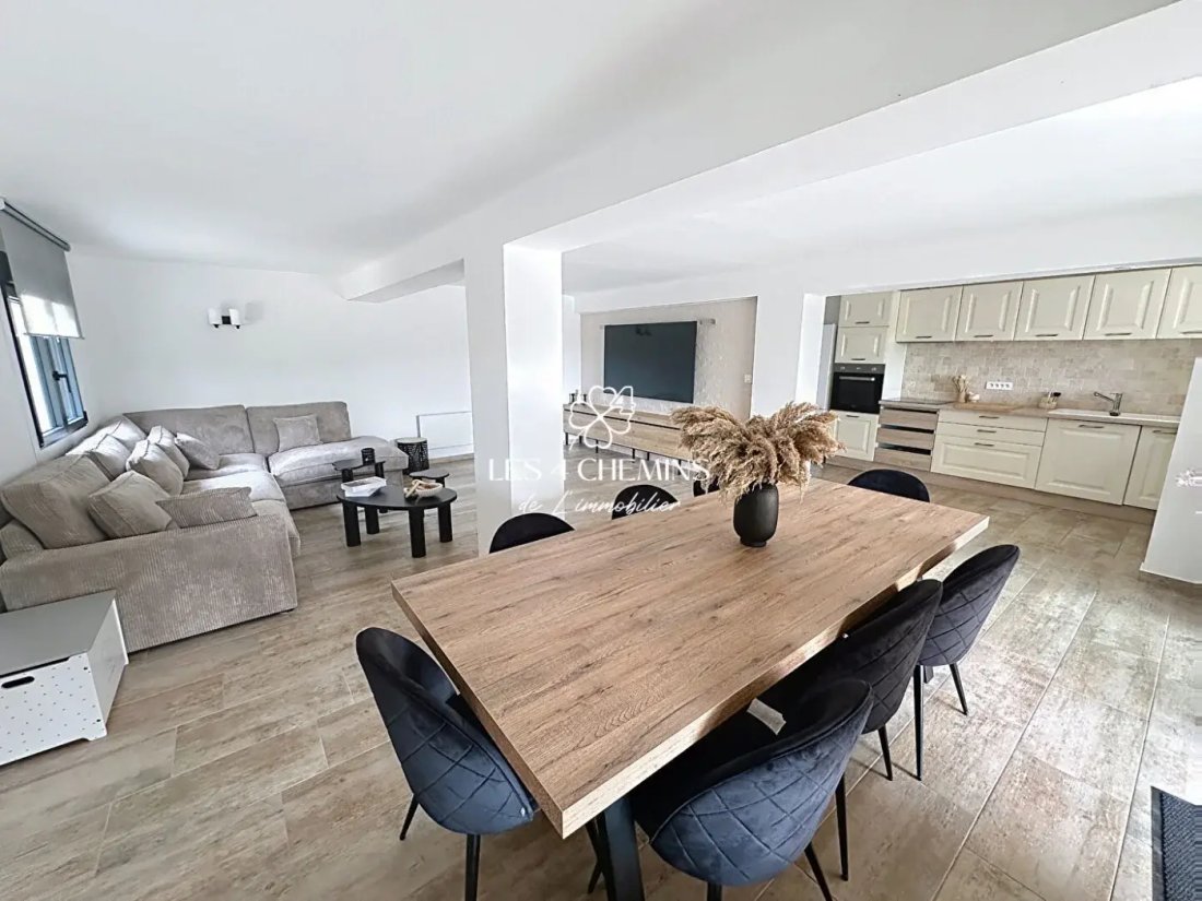House in Belcodene, Provence-Alpes-Côte d'Azur, France 3 - 17701507
