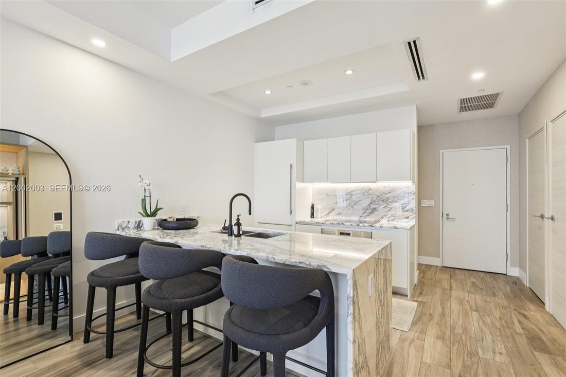 Condo in Miami, Florida, United States 5 - 17701054