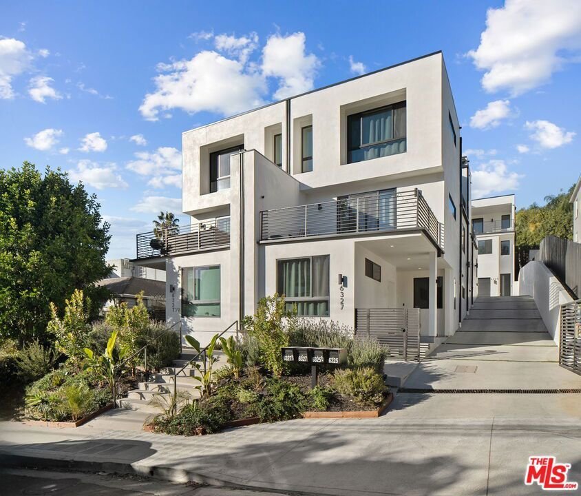 House in Los Angeles, California, United States 4 - 17700518