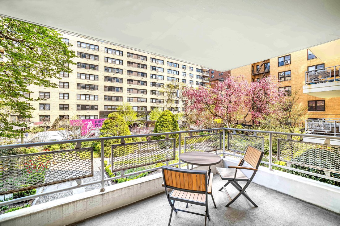 Co Op in New York, New York, United States 4 - 17700350