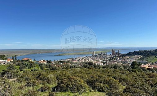 Land in São João dos Montes, Lisbon, Portugal 1