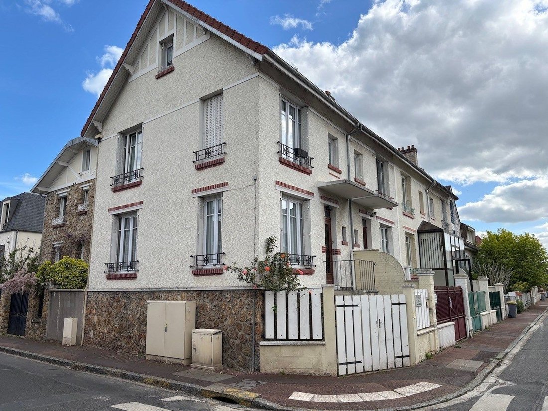 House in Centre Ville, Rueil-Malmaison, France 1 - 17701528