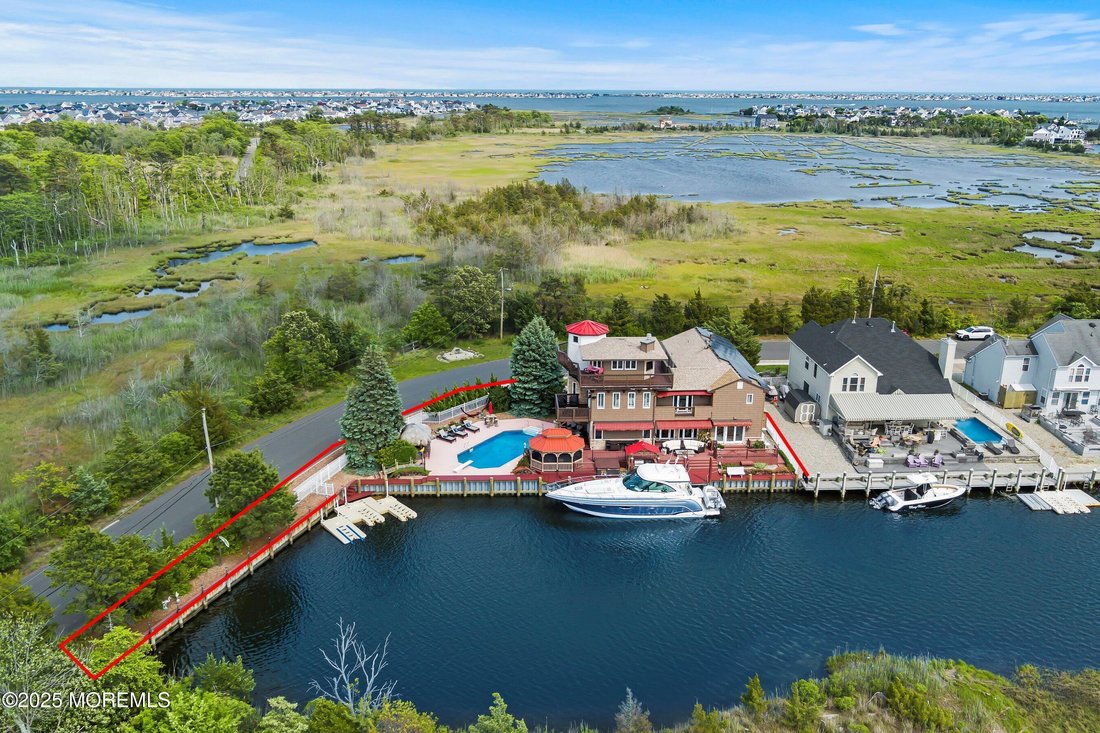 House in Brick Township, New Jersey, United States 4 - 17700607