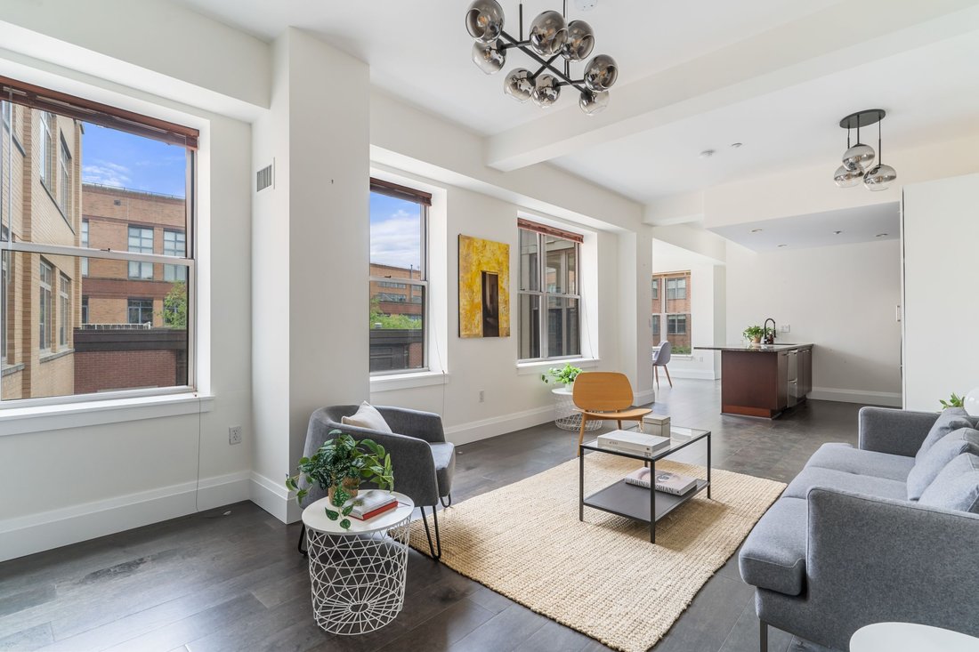 Condo in Boston, Massachusetts, United States 1 - 17701484