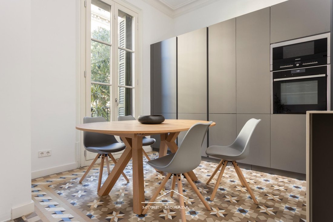 Apartment in Eixample, Barcelona, Spain 3 - 17701474