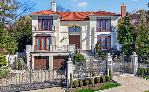 House in New York, New York, United States 1