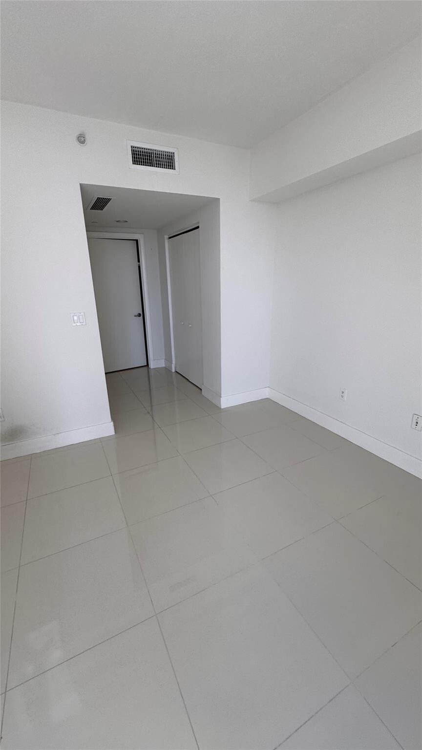 Condo in Miami, Florida, United States 5 - 17700471
