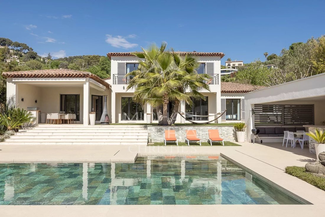 Villa in Saint-Paul-de-Vence, Provence-Alpes-Côte d'Azur, France 1 - 17700713