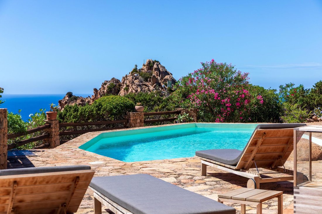 Villa in Trinita d'Agultu e Vignola, Sardinia, Italy 4 - 17702072