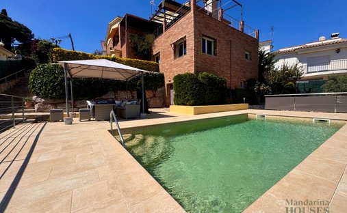 House in Lloret de Mar, Catalonia, Spain 1