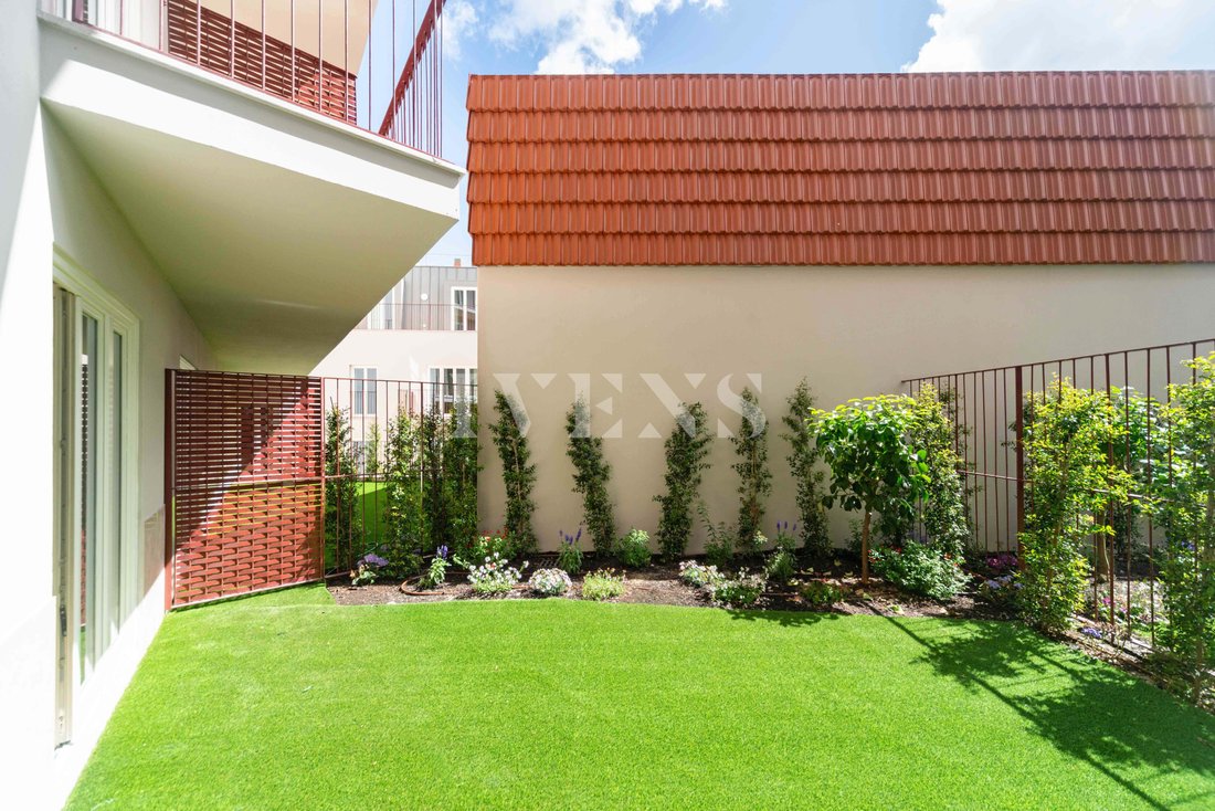 Apartment in Arroios, Lisbon, Portugal 3 - 17702335