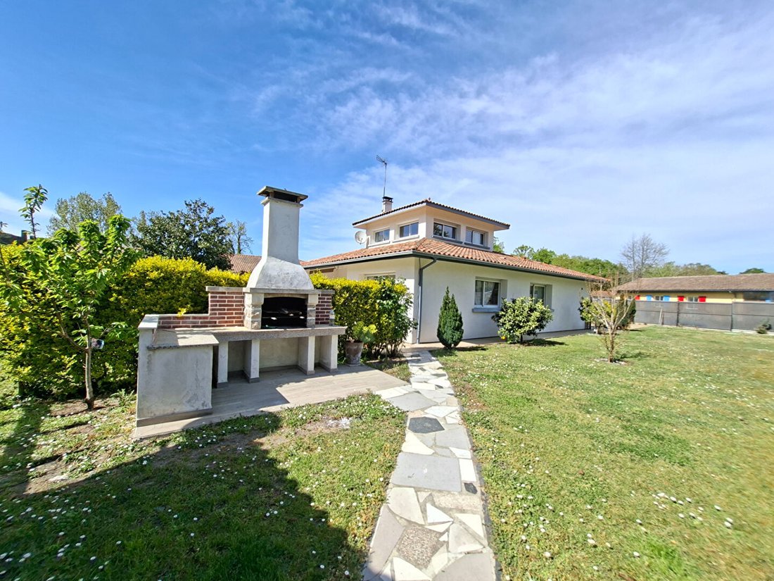 Villa in Leon, Nouvelle-Aquitaine, France 2 - 17701868