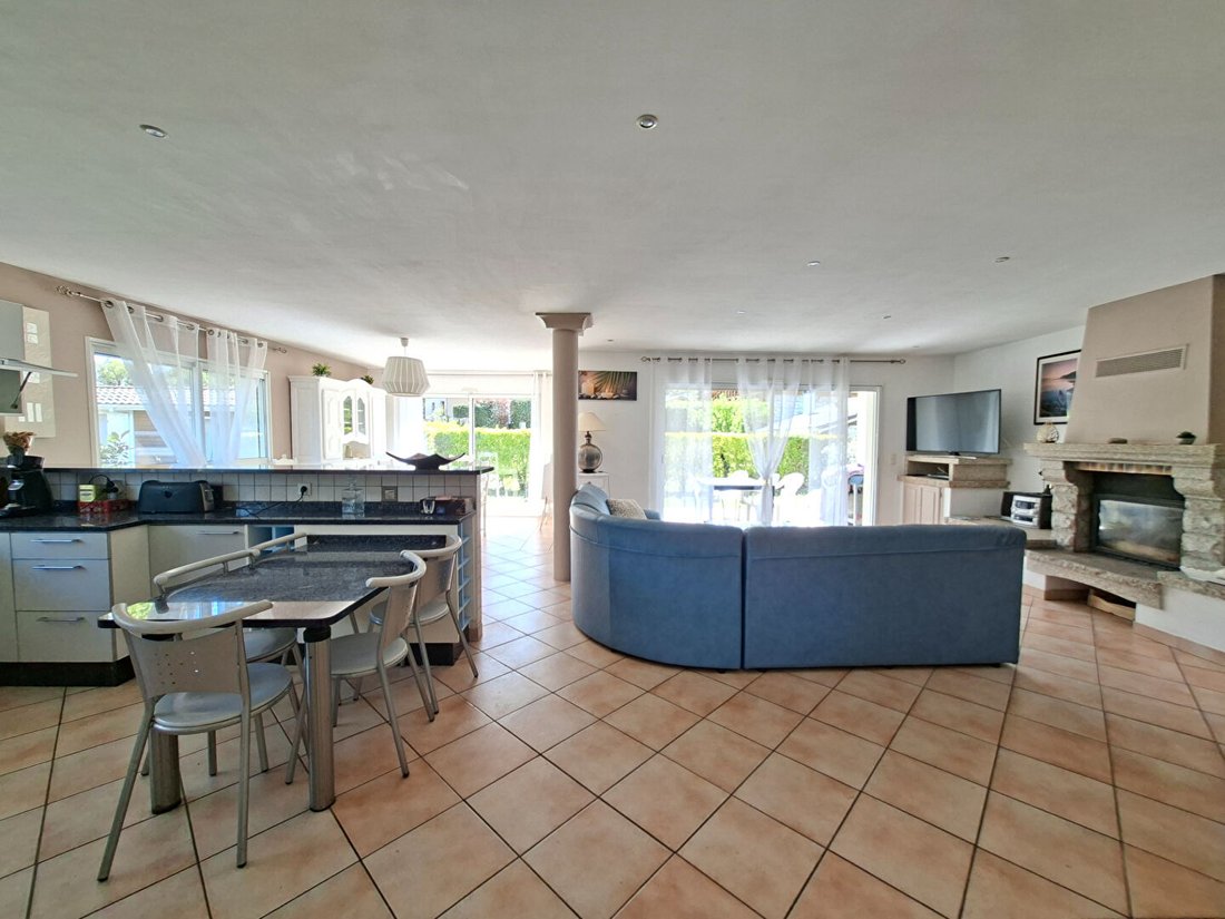 Villa in Leon, Nouvelle-Aquitaine, France 3 - 17701868