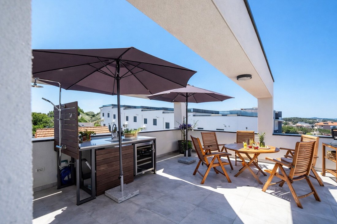 Villa in Okrug Gornji, Split-Dalmatia County, Croatia 5 - 17702224