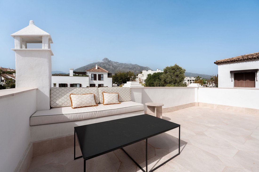 Townhouse in Marbella, Andalusia, Spain 2 - 17626117