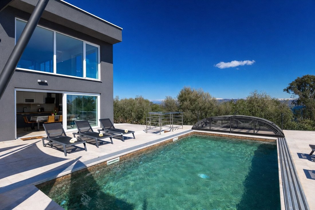 Villa in Labin, Istria County, Croatia 2 - 17702233
