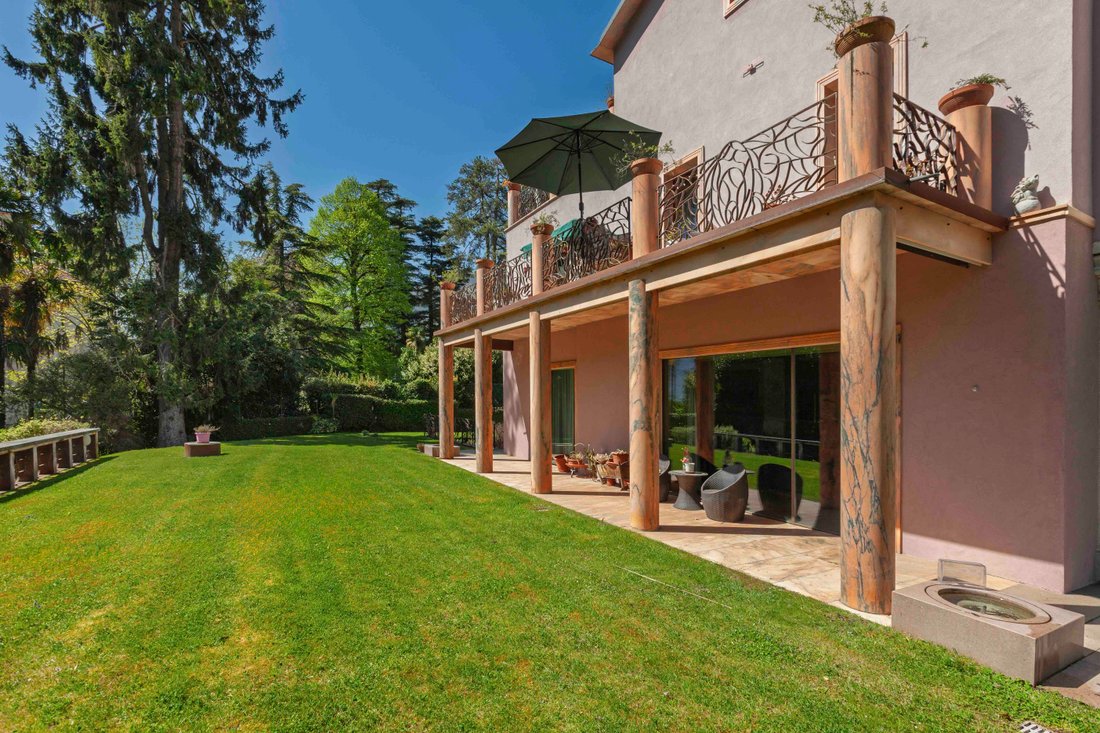 Villa in Tremezzina, Lombardy, Italy 2 - 17702138