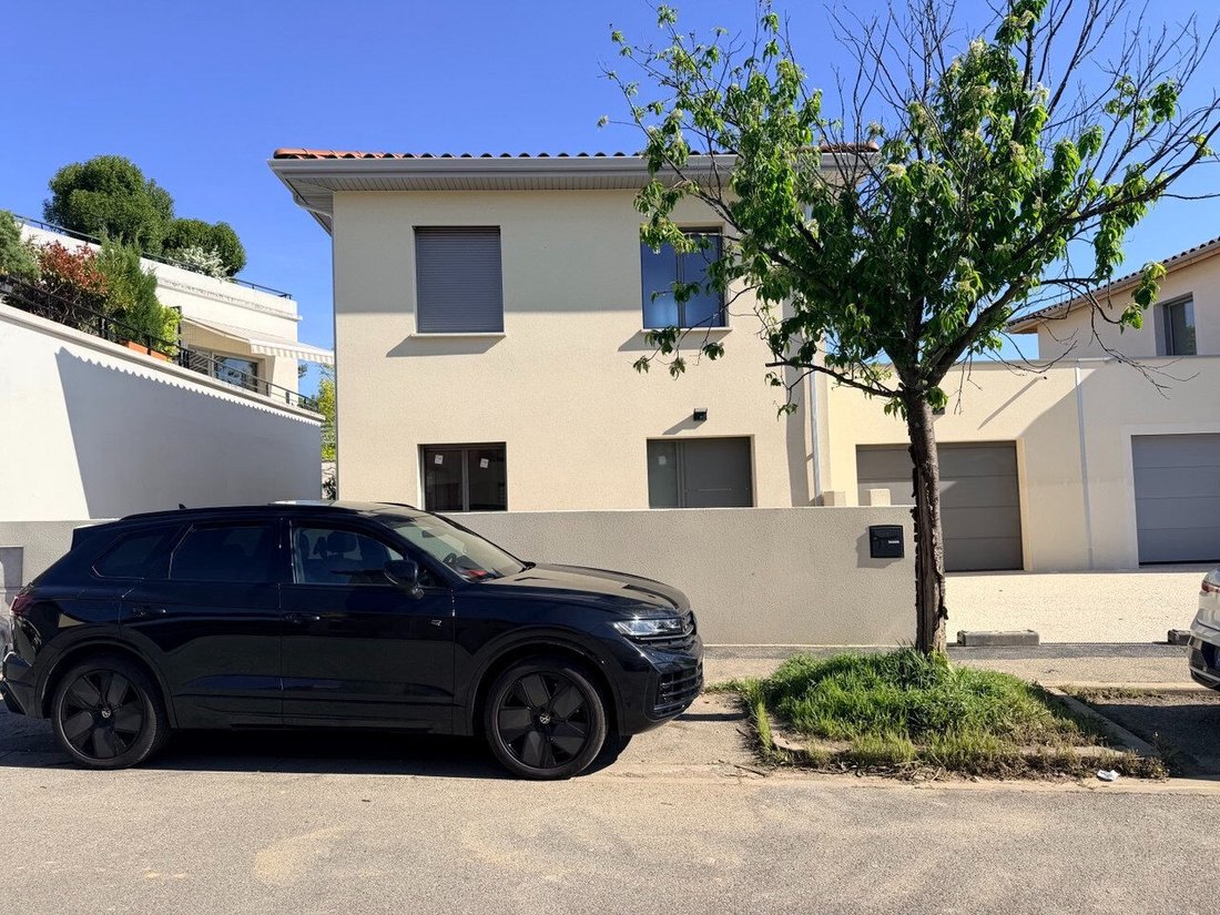 House in Solaize, Auvergne-Rhône-Alpes, France 2 - 15648542