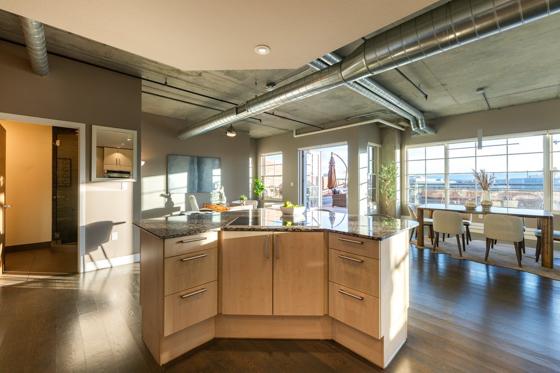 Condo in Denver, Colorado, United States 4 - 17702253