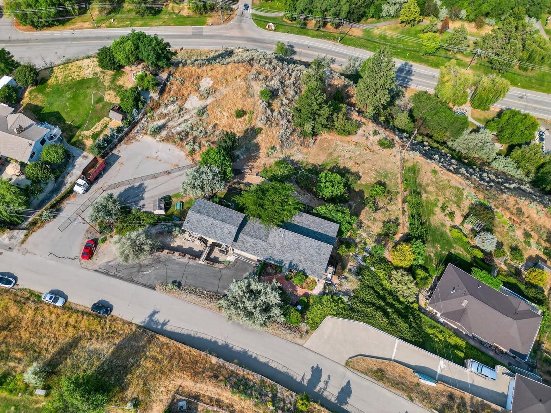 House in Penticton, British Columbia, Canada 4 - 17701906