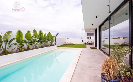 House in San Francisco, Setubal, Portugal 1