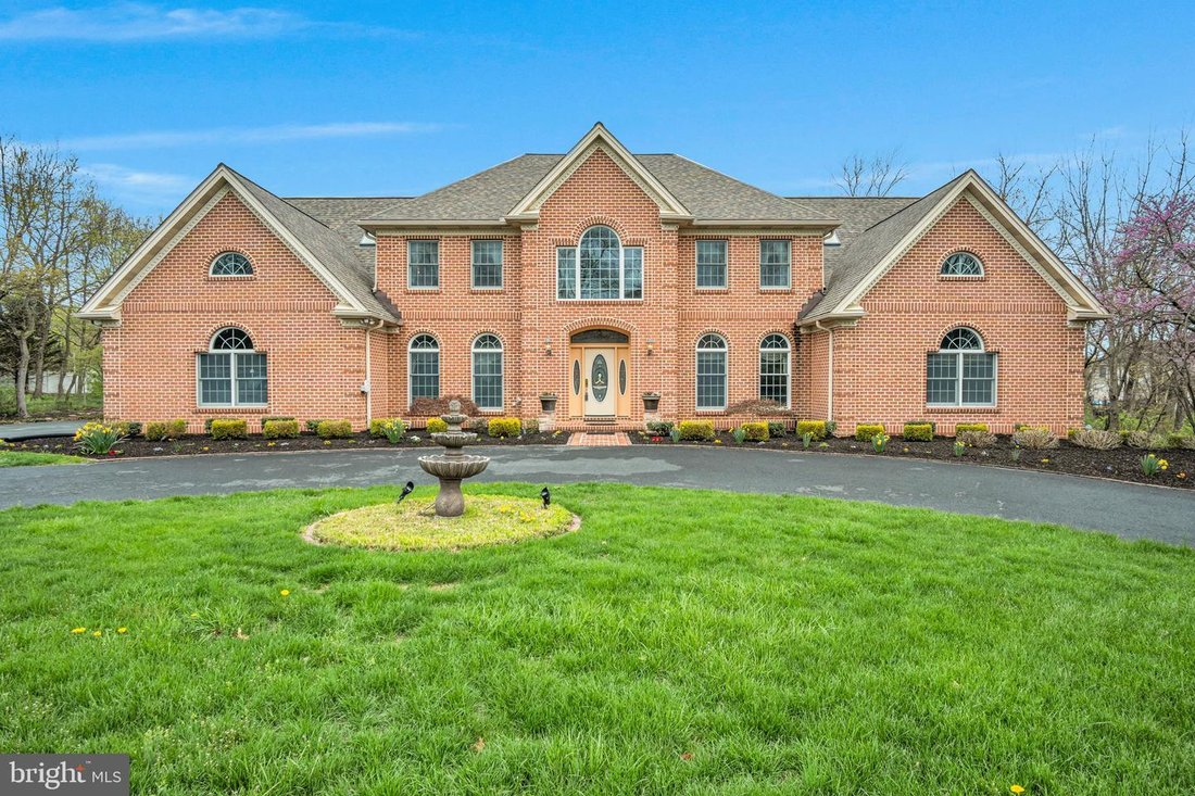 House in Mechanicsburg, Pennsylvania, United States 1 - 17702553