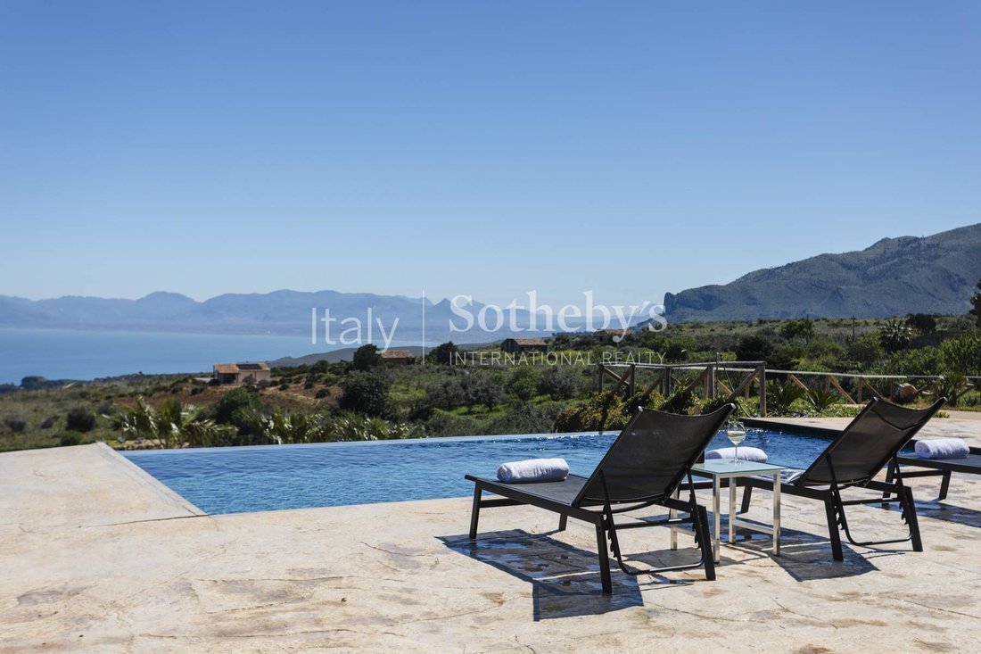 House in Castellammare del Golfo, Sicily, Italy 4 - 17702235