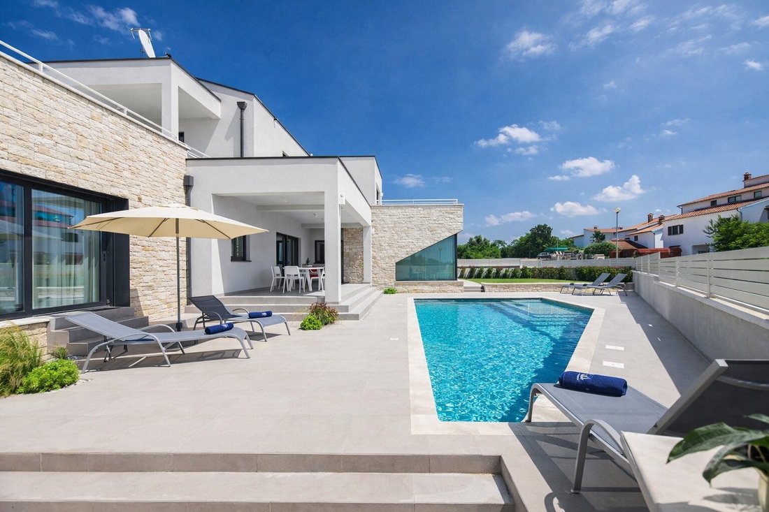 Villa in Musalez, Istria County, Croatia 1 - 17702220