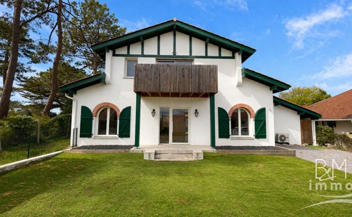 Villa in Vieux-Boucau-les-Bains, Nouvelle-Aquitaine, France 1