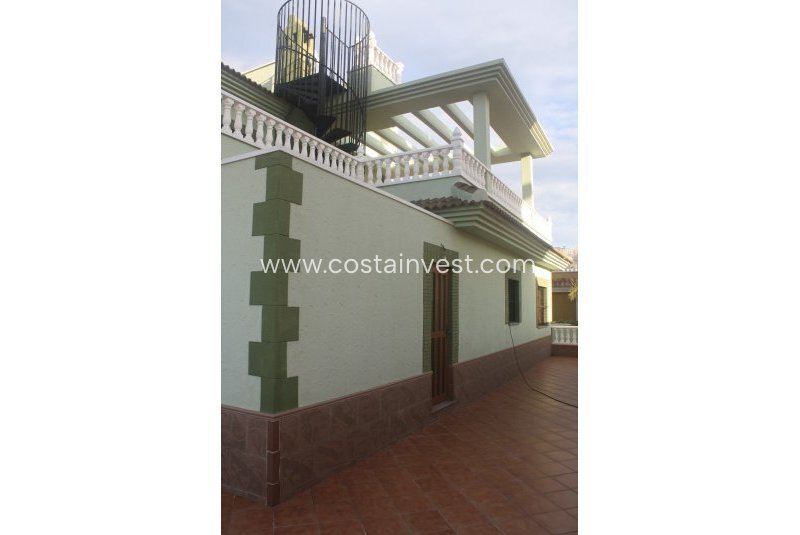 Villa in Torrevieja, Valencian Community, Spain 3 - 17695446