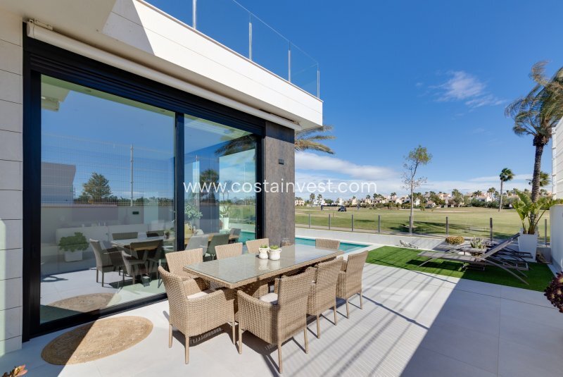 Villa in Pilar de la Horadada, Valencian Community, Spain 3 - 17691332