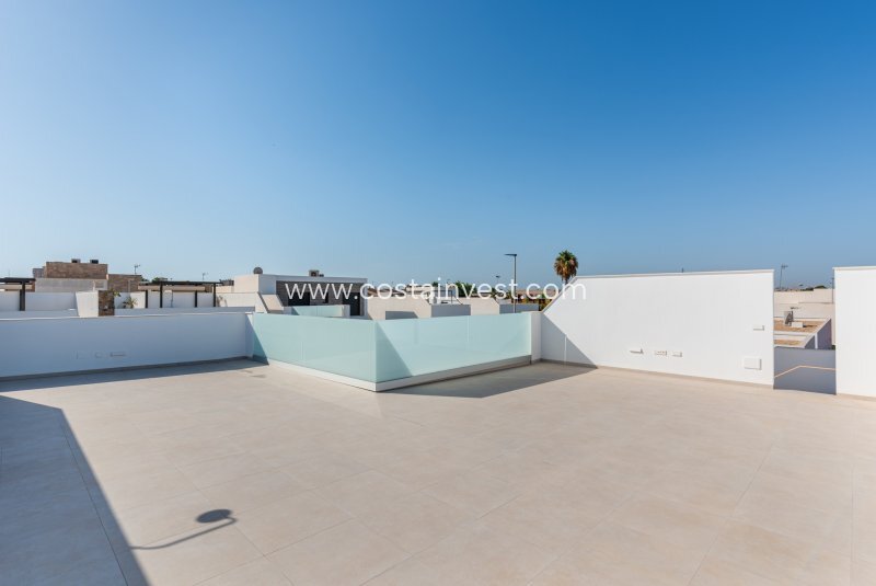 Villa in Los Alcazares, Región de Murcia, Spain 4 - 17691492