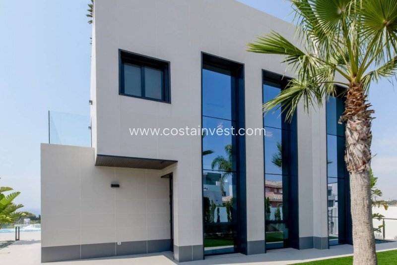 Villa in Orihuela, Valencian Community, Spain 2 - 17695515