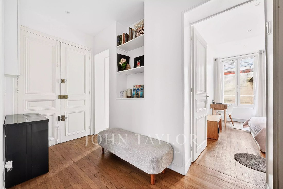 Apartment in Batignolles-Cardinet, Paris 17e Arrondissement, Paris 5 - 17702009