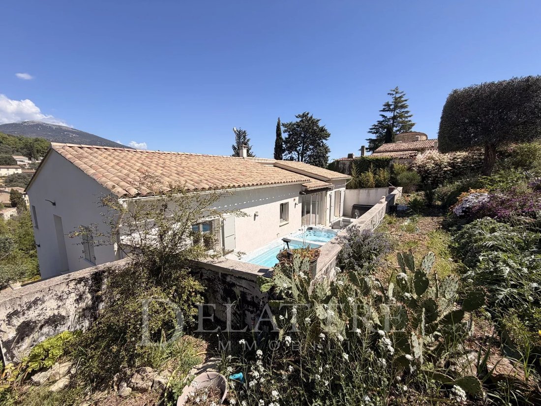Villa in Le Rouret, Provence-Alpes-Côte d'Azur, France 4 - 17701975