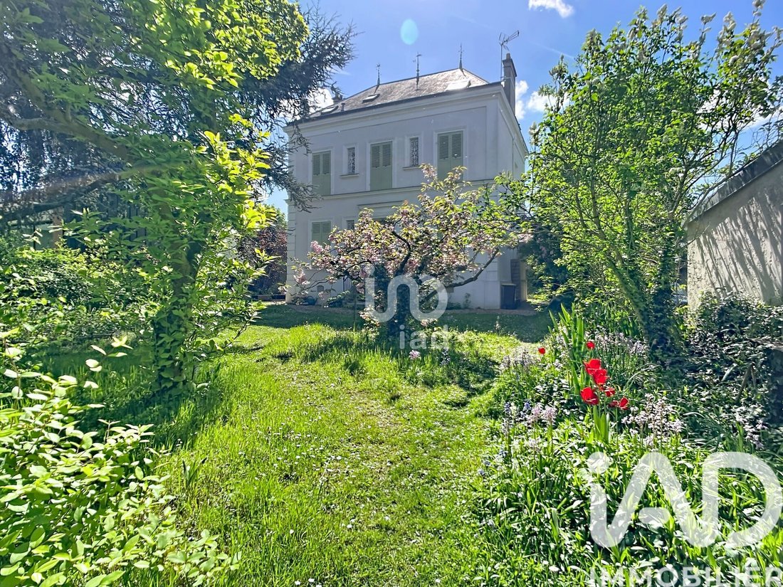House in Le Parc, Saint-Maur-des-Fossés, France 1 - 17382454