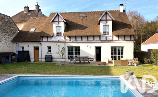 House in Vieux-Moulin, Hauts-de-France, France 1