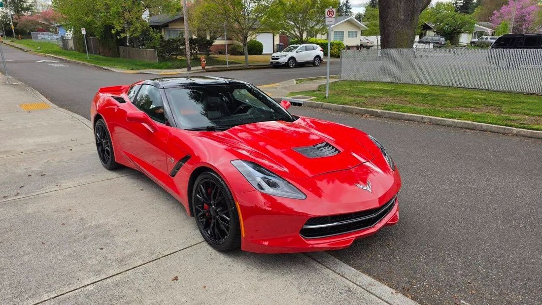 Coupe in Portland, OR, United States 3 - 17705669