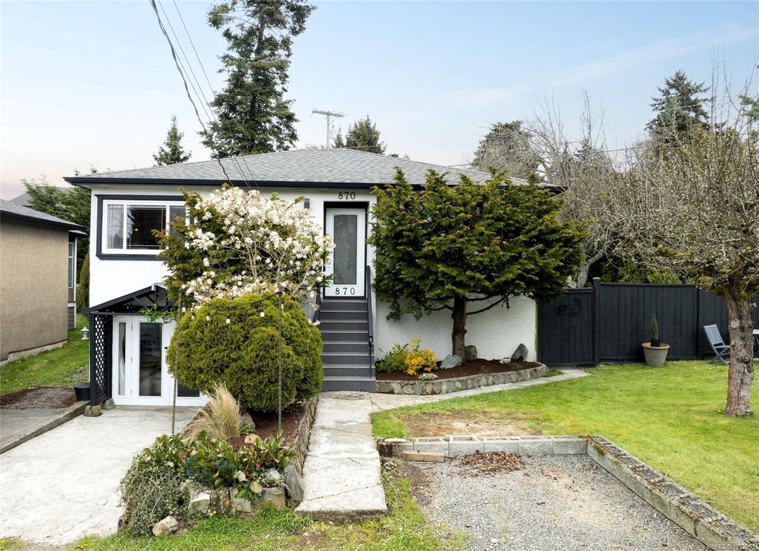 House in Saanich, British Columbia, Canada 1 - 17686937