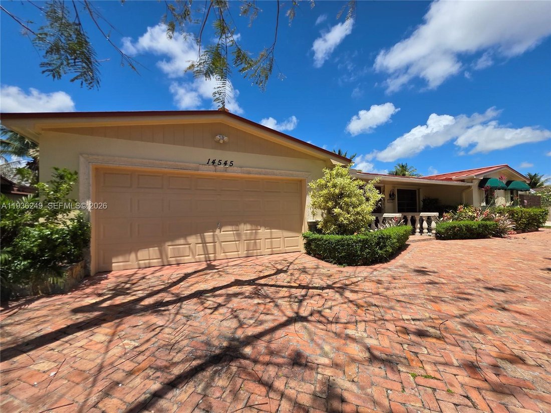 House in Miami, Florida, United States 1 - 16885462