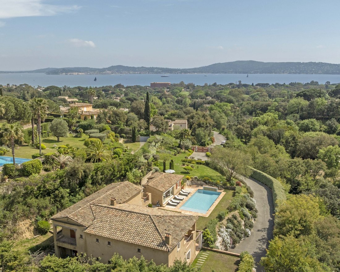 House in Grimaud, Provence-Alpes-Côte d'Azur, France 1 - 17708745