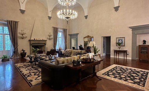 Villa in Center, Lastra a Signa, Tuscany 1