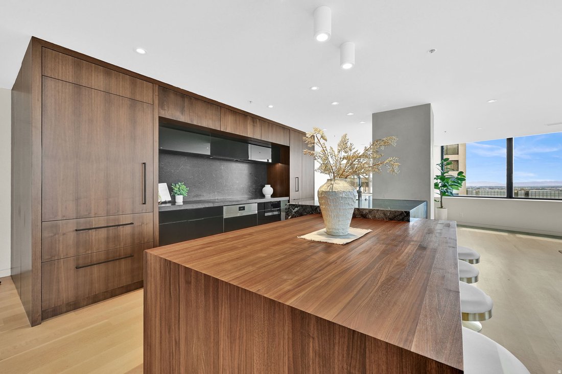 Condo in Salt Lake City, Utah, United States 5 - 17705724