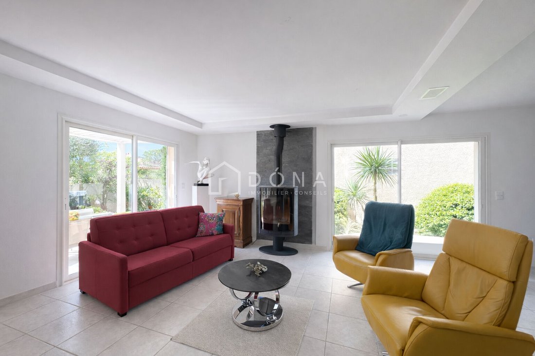 Villa in Peripherie, Aigues-Mortes, France 2 - 17708507