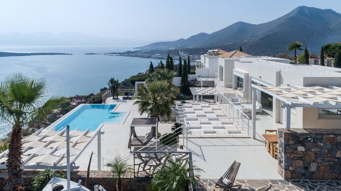 Villa in Community of Agios Nikolaos, Agios Nikolaos, Greece 1 - 17702796