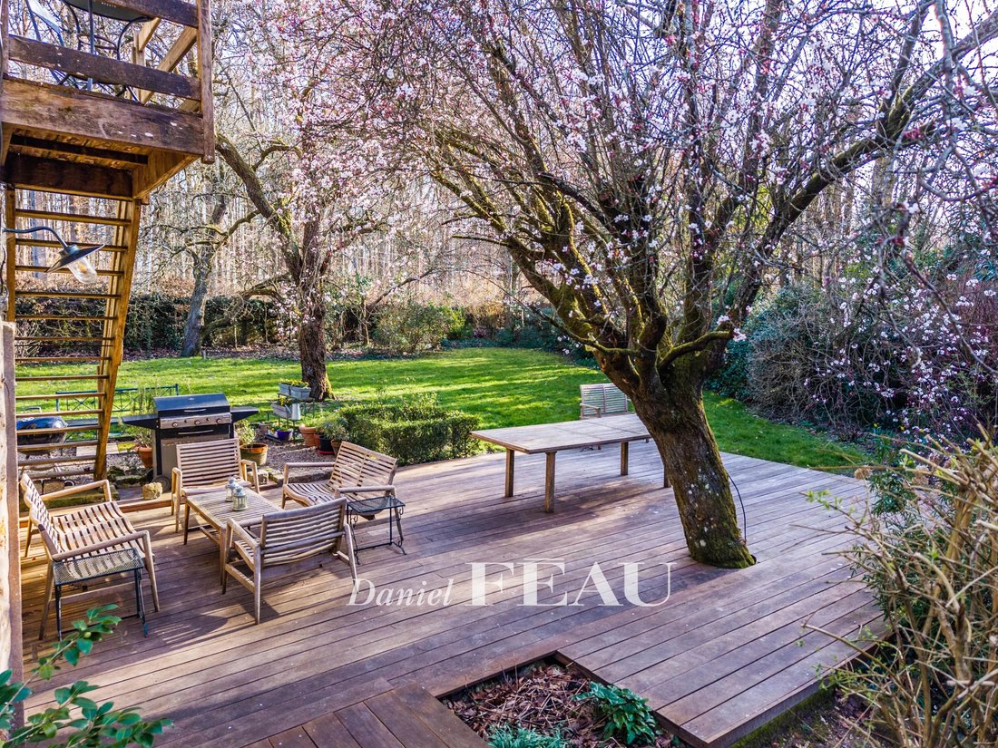 House in Montfort-l'Amaury, Ile-de-France, France 3 - 17302445